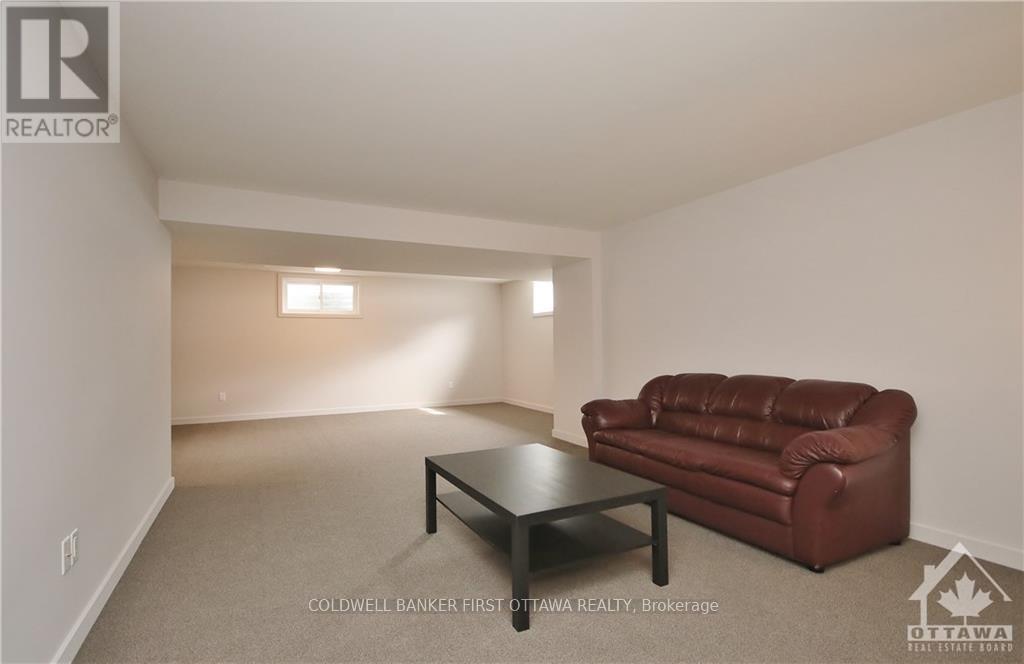 Photo 23 of 298 Longworth Avenue, Ottawa ON
