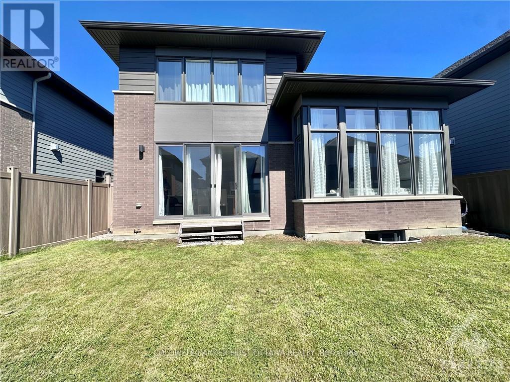 Photo 24 of 298 Longworth Avenue, Ottawa ON