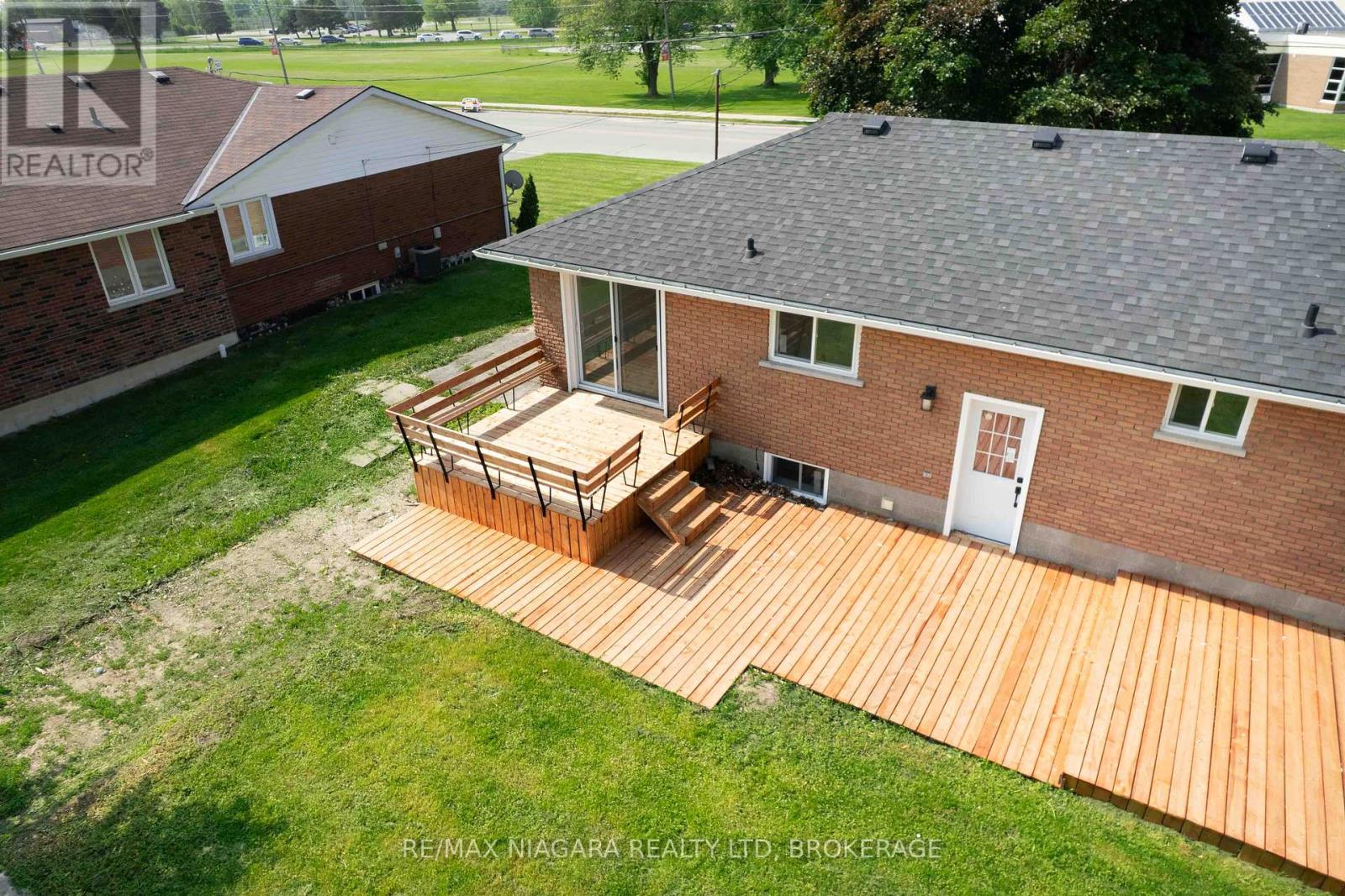 Photo 37 of 97 King St Street E, Haldimand ON