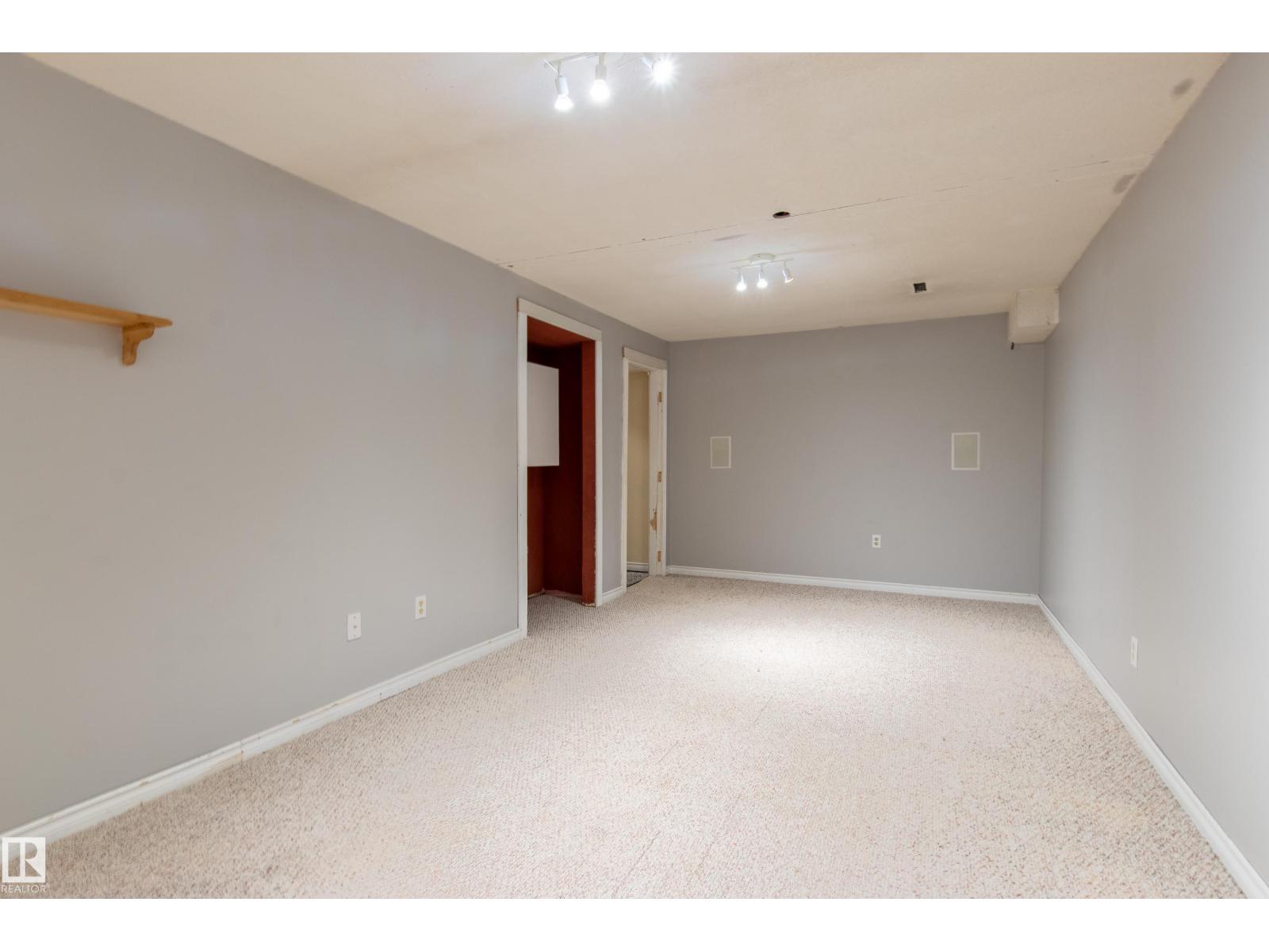 Photo 20 of 18115 76 Av Nw, Edmonton AB