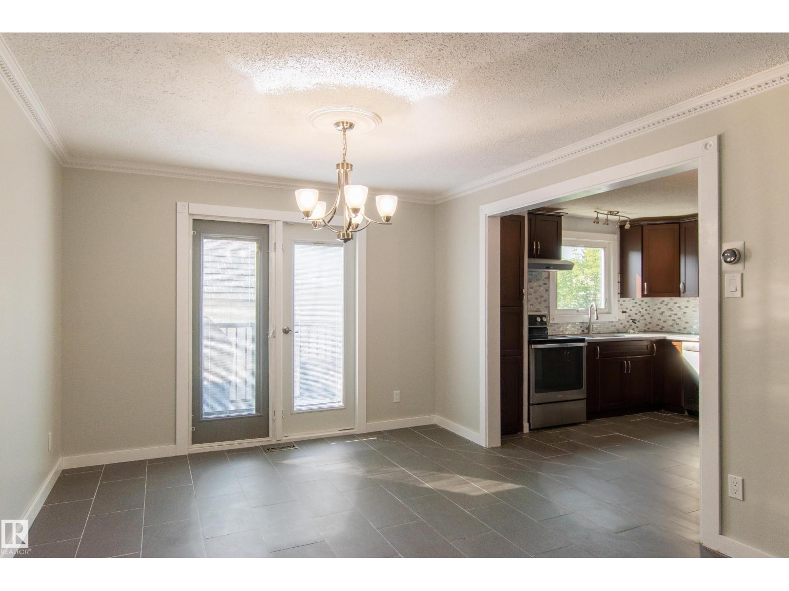 Photo 3 of 18115 76 Av Nw, Edmonton AB