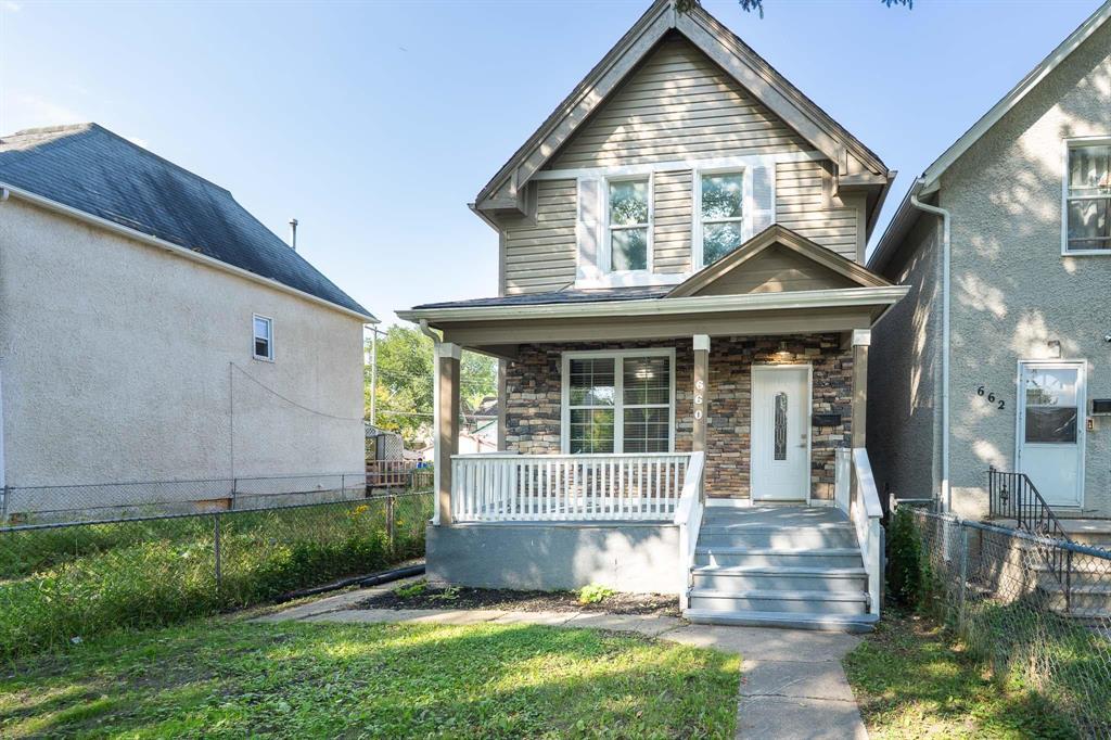 Photo 2 of 660 Furby Street, Winnipeg MB
