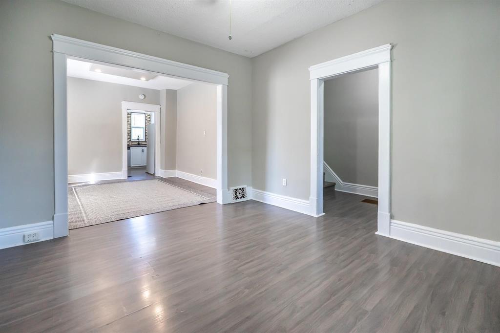 Photo 10 of 660 Furby Street, Winnipeg MB