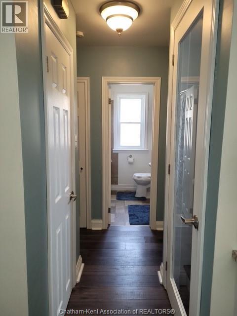 Photo 16 of 48 Tweedsmuir Avenue East, Chatham ON