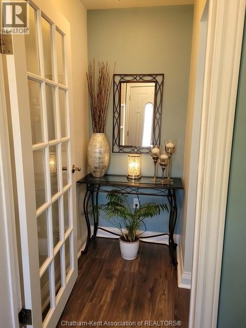Photo 15 of 48 Tweedsmuir Avenue East, Chatham ON