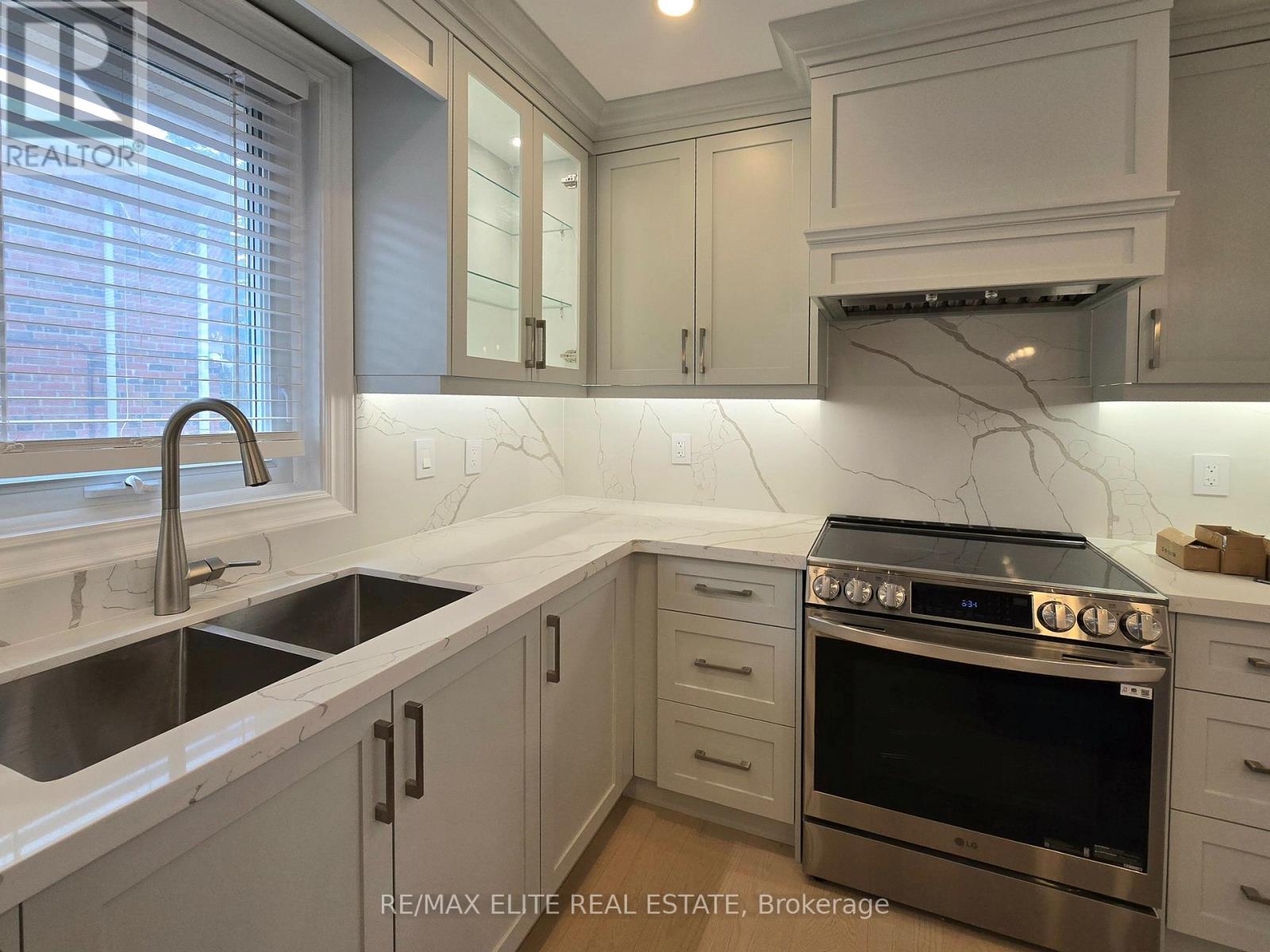 Photo 13 of Upper 38 Ambrose Road, Toronto ON