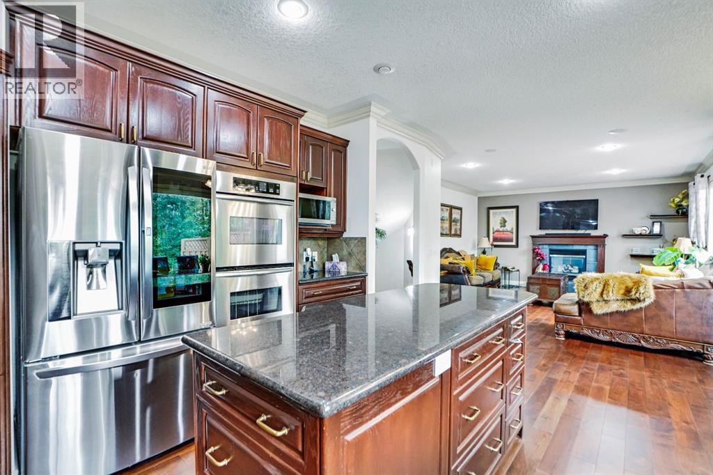 Single Family House for Sale in  Evergreen Common SW Evergreen Calgary 