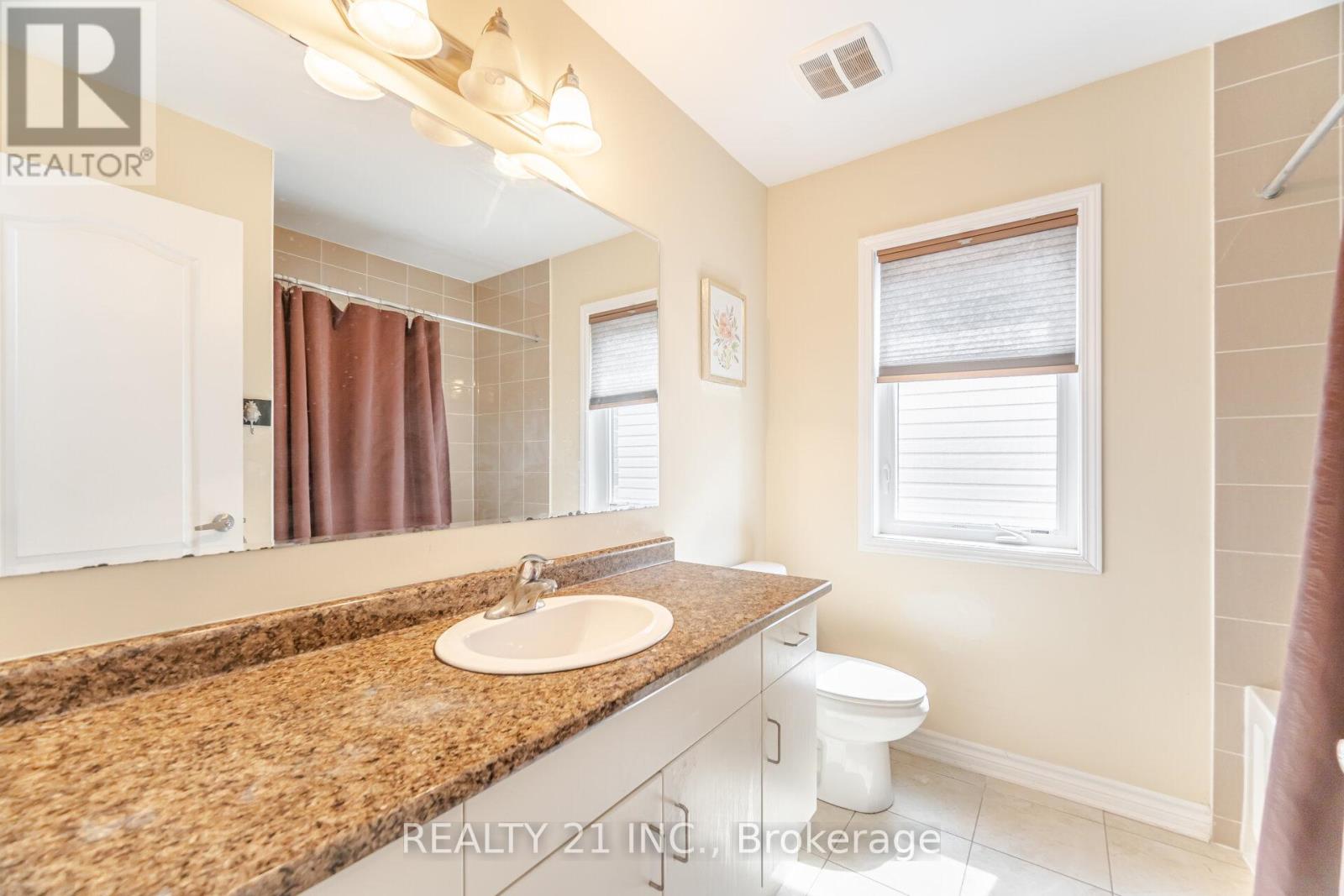 Photo 31 of 522 Bartleman Terrace, Milton ON