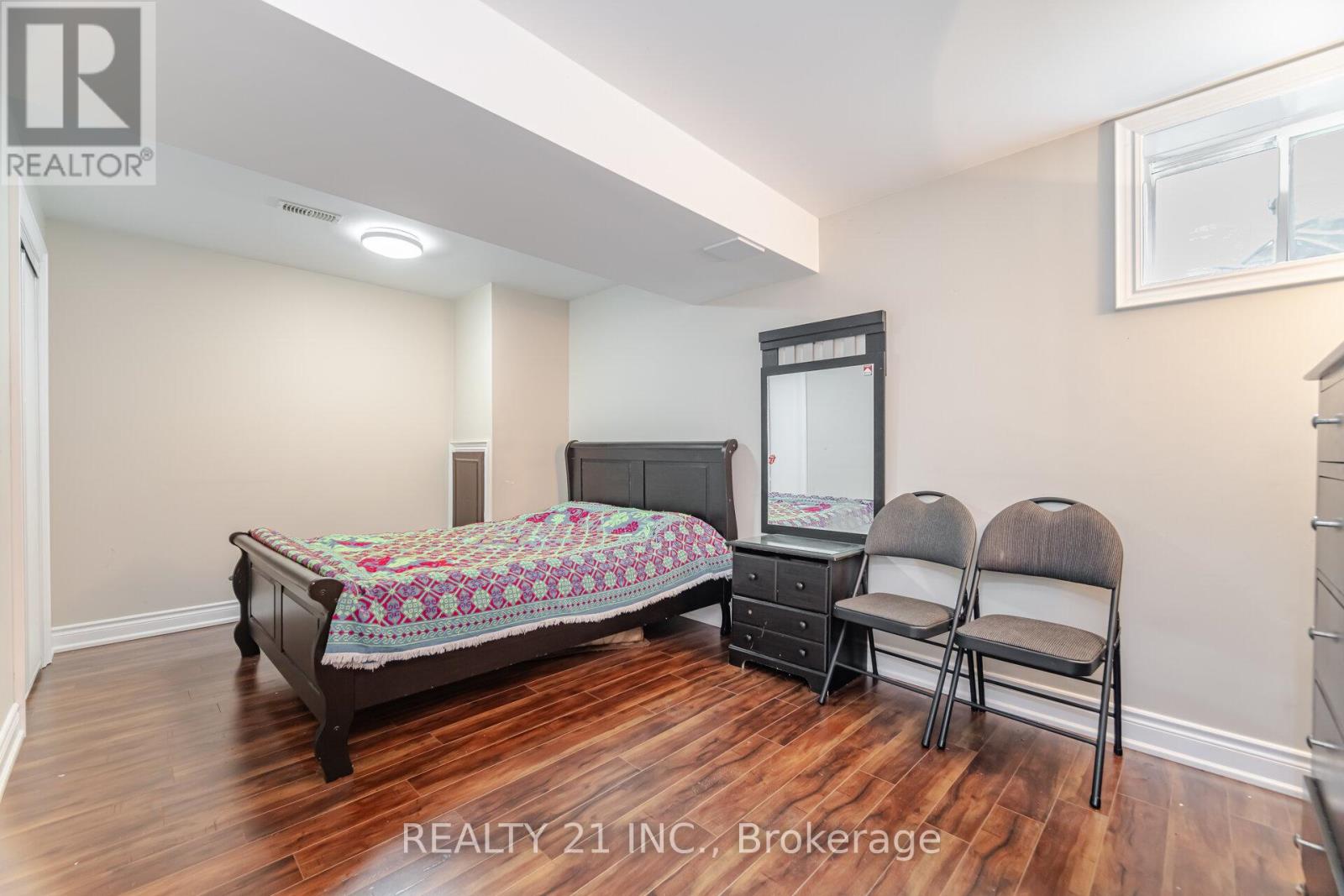 Photo 37 of 522 Bartleman Terrace, Milton ON