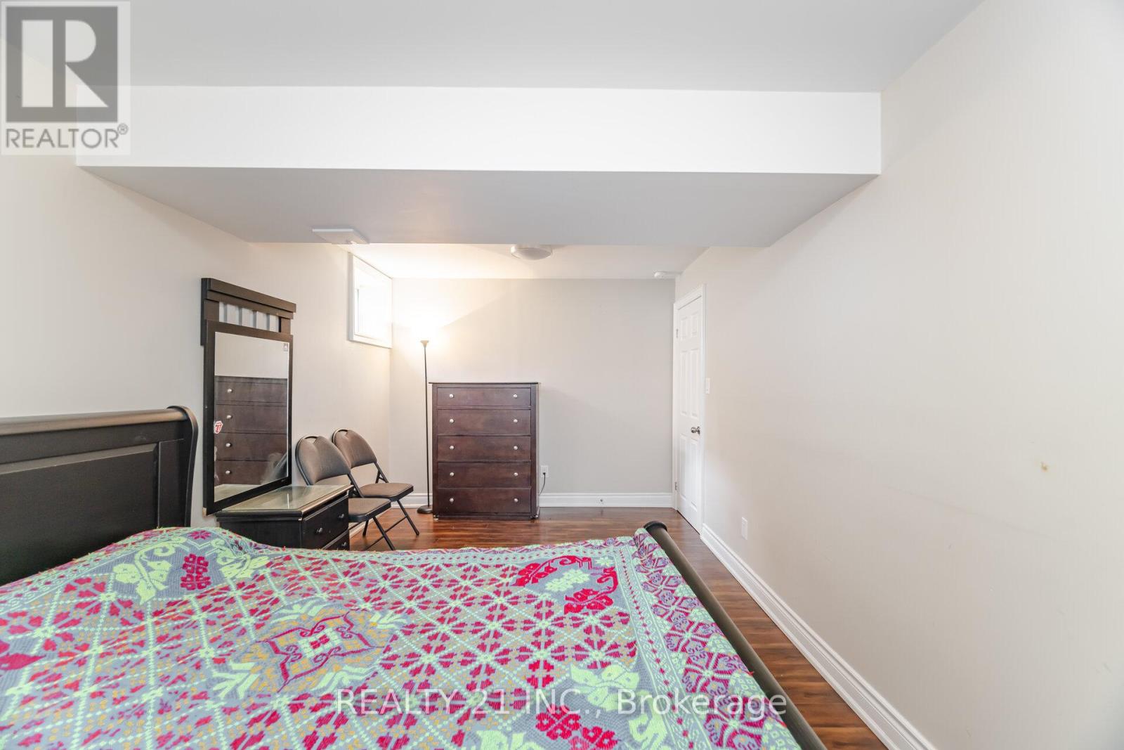 Photo 39 of 522 Bartleman Terrace, Milton ON