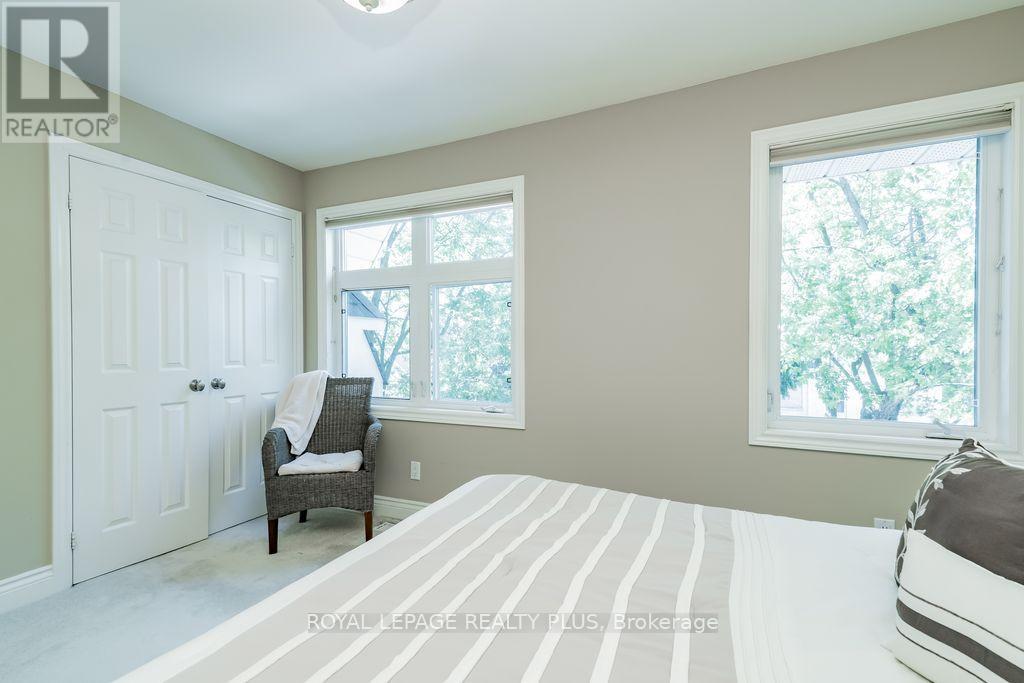 Photo 23 of 81 Kerr Street, Oakville ON