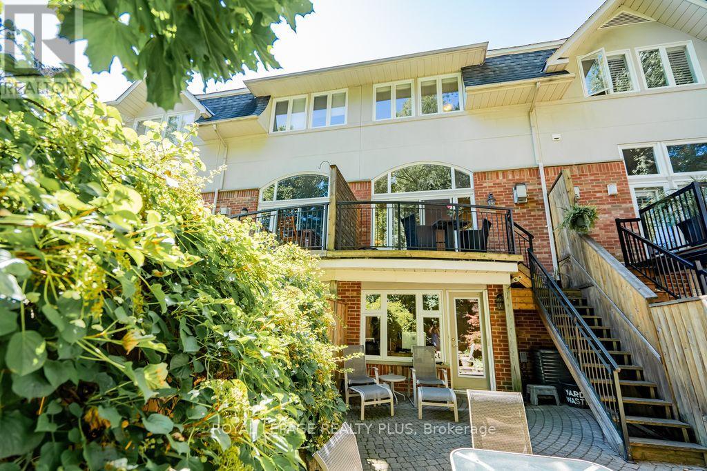 Photo 31 of 81 Kerr Street, Oakville ON