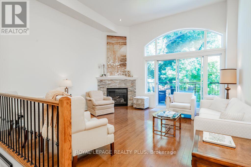 Photo 5 of 81 Kerr Street, Oakville ON