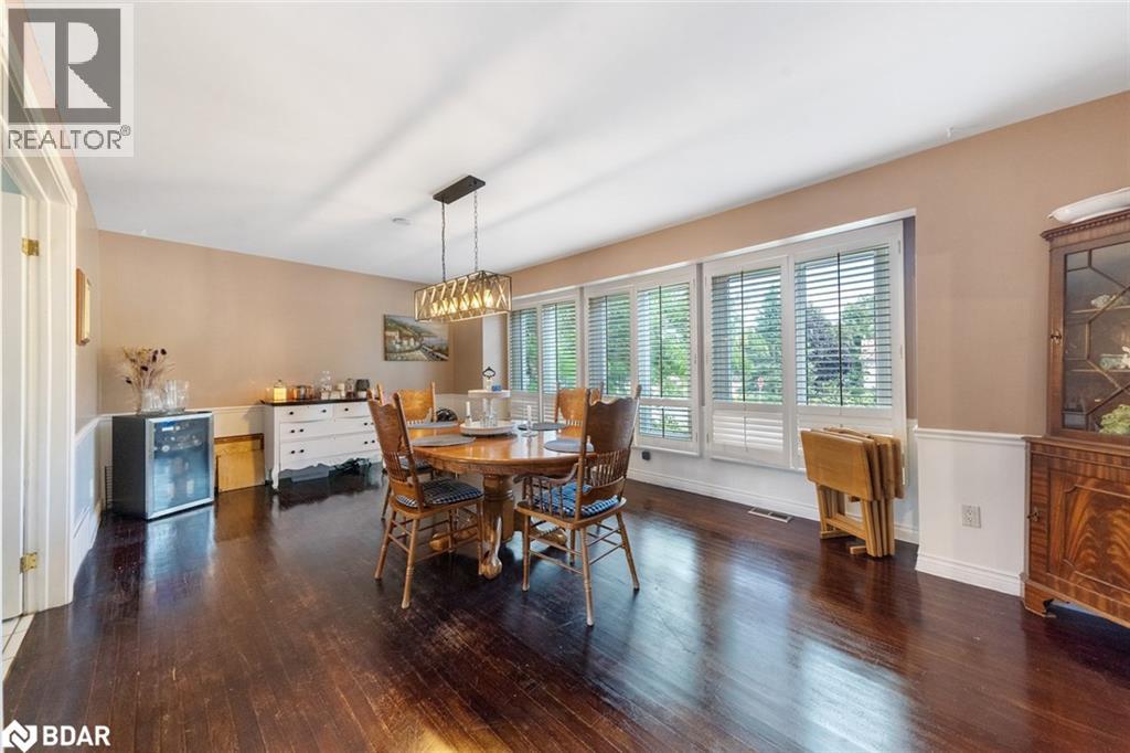 Photo 14 of 30 Cedar Creek Rd, Midhurst ON