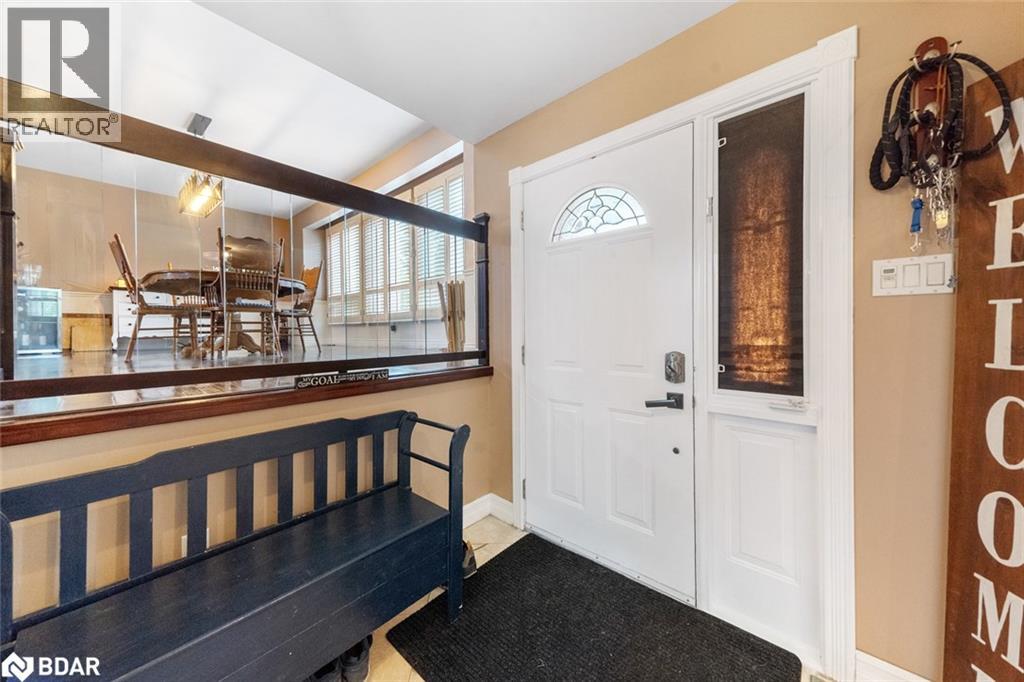 Photo 6 of 30 Cedar Creek Rd, Midhurst ON