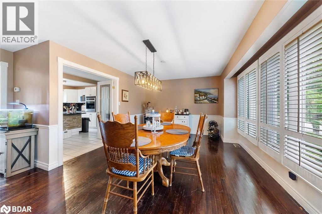 Photo 15 of 30 Cedar Creek Rd, Midhurst ON