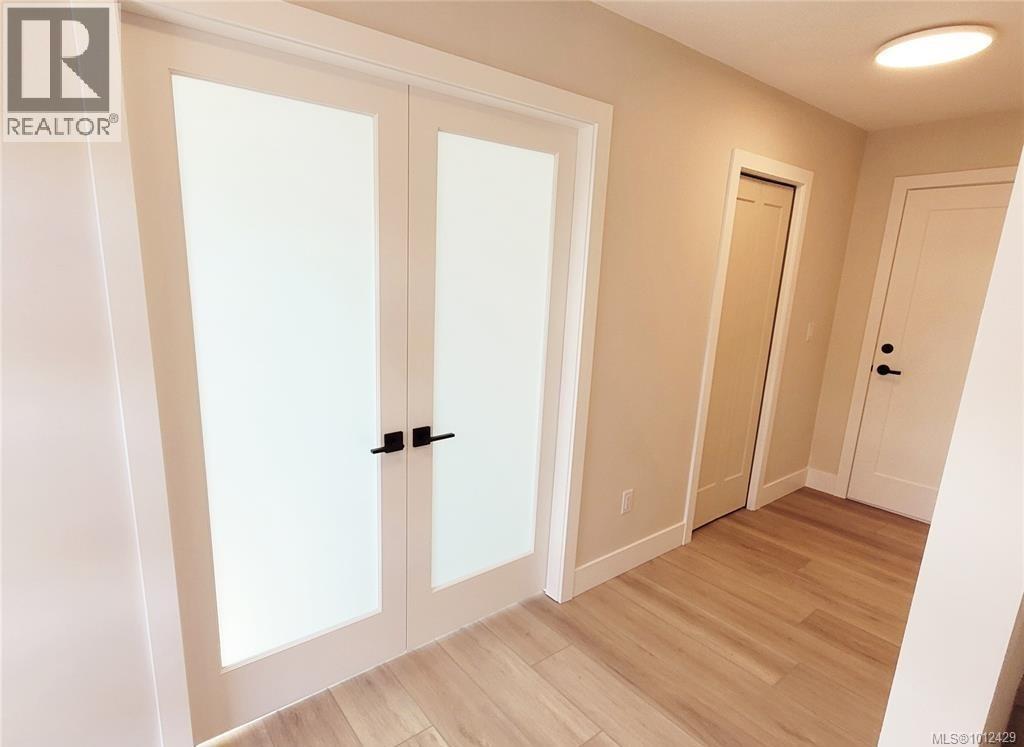 7072 Central Saanich Rd, Central Saanich