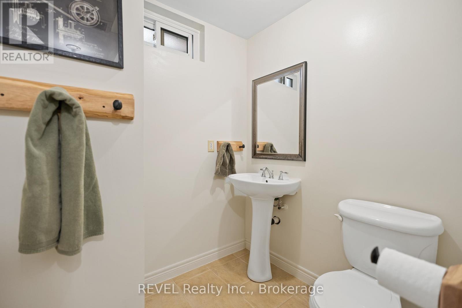 Photo 29 of 43 Flannery Lane, Thorold ON