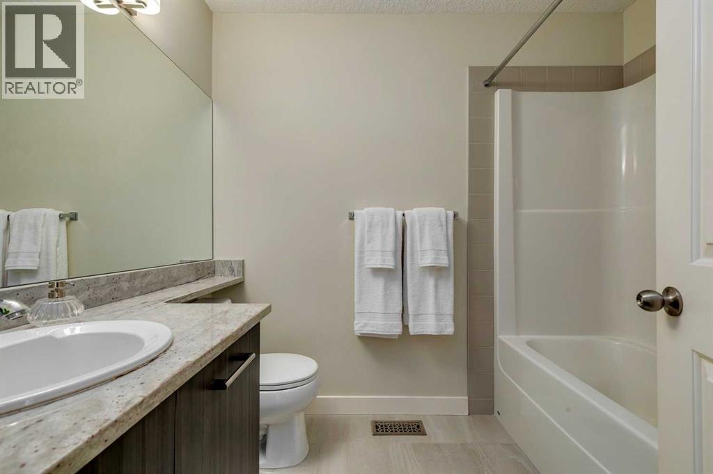 Photo 19 of 165 2802 Kings Heights Gate Se, Airdrie AB