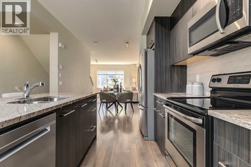 Photo 9 of 165 2802 Kings Heights Gate Se, Airdrie AB