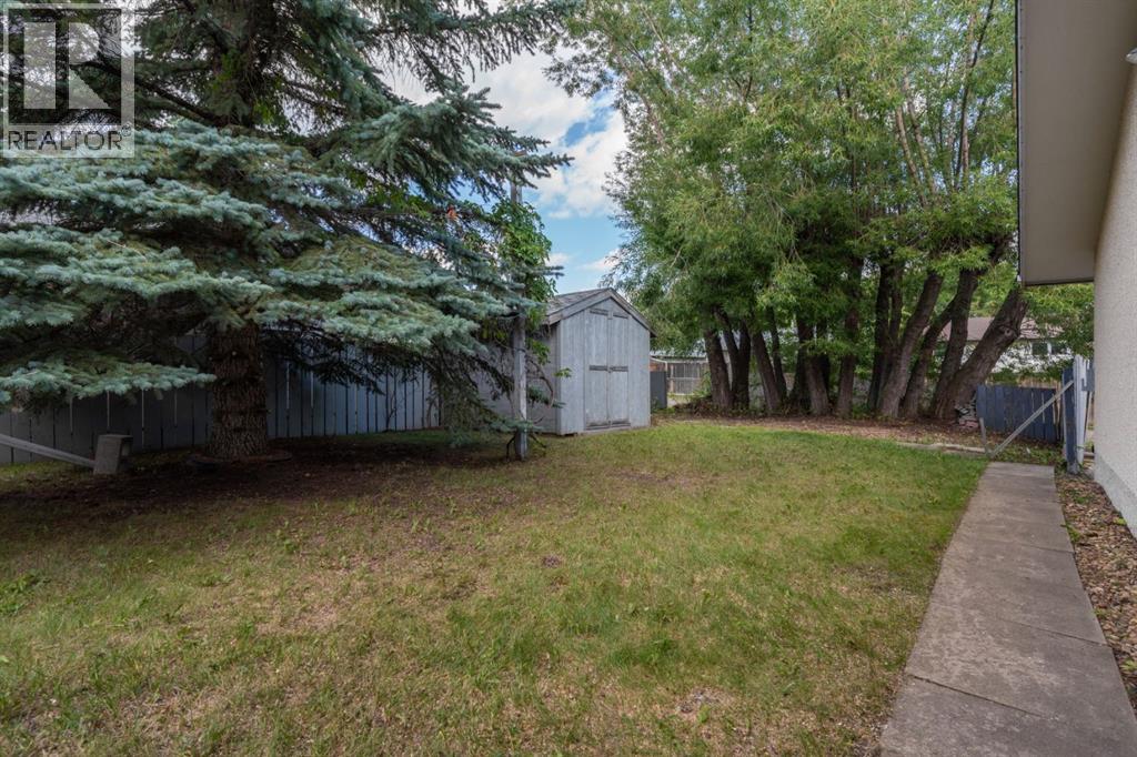 Photo 33 of 3719 63 Street, Camrose AB