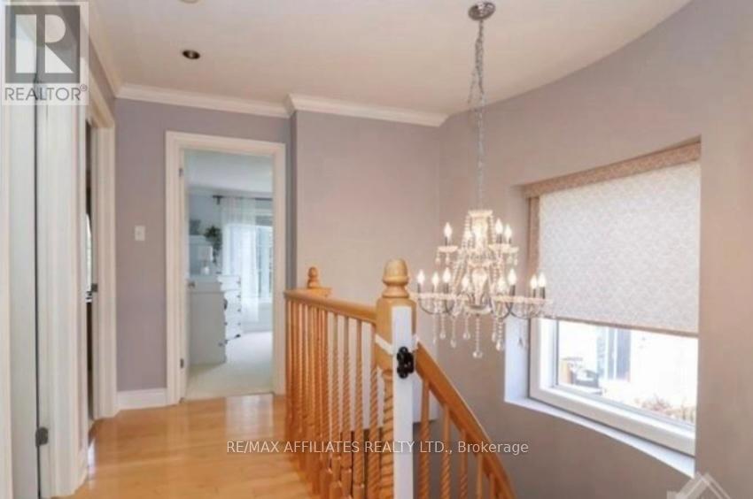 Photo 10 of 561 Aquaview Drive, Ottawa ON