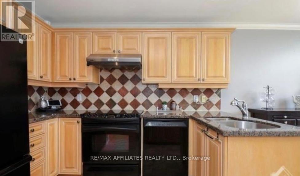Photo 9 of 561 Aquaview Drive, Ottawa ON