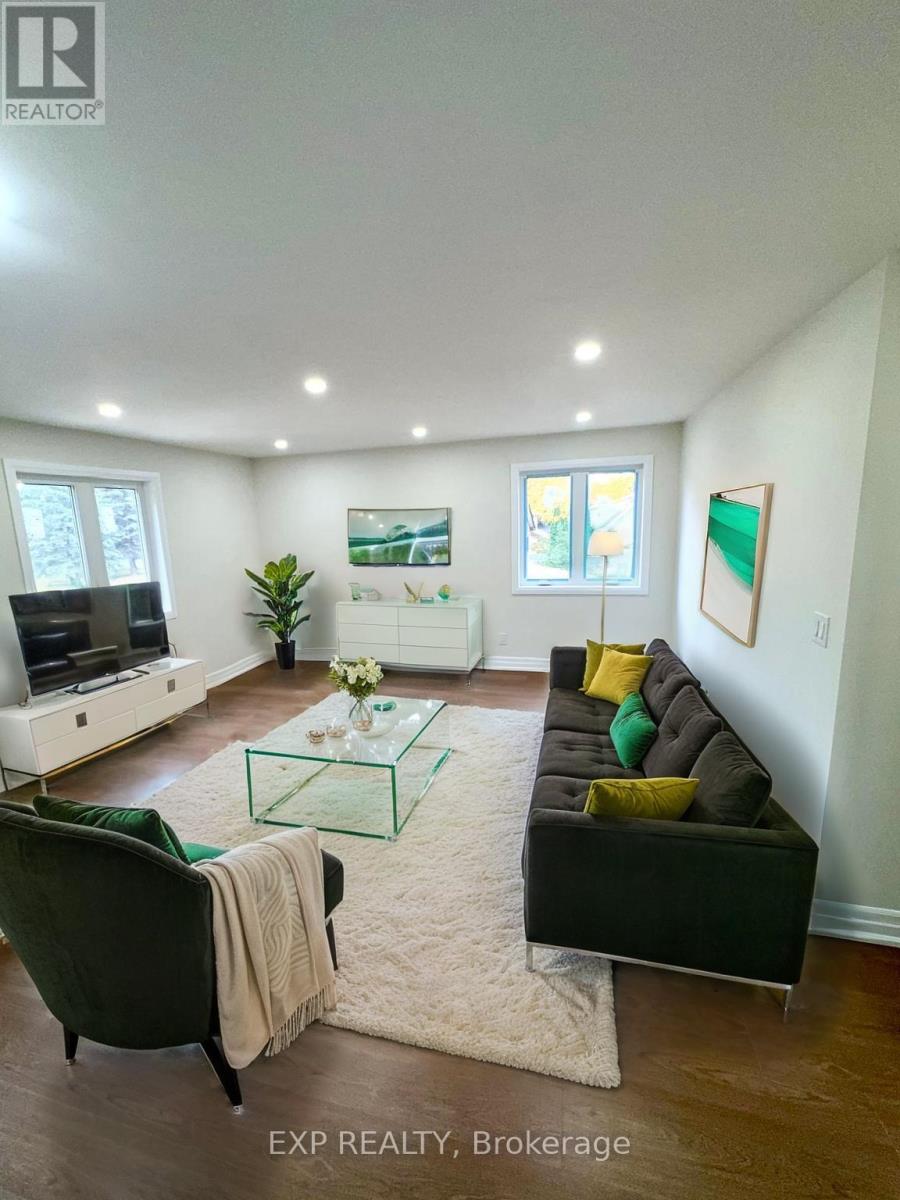 Photo 1 of 910 William Booth Crescent, Oshawa ON