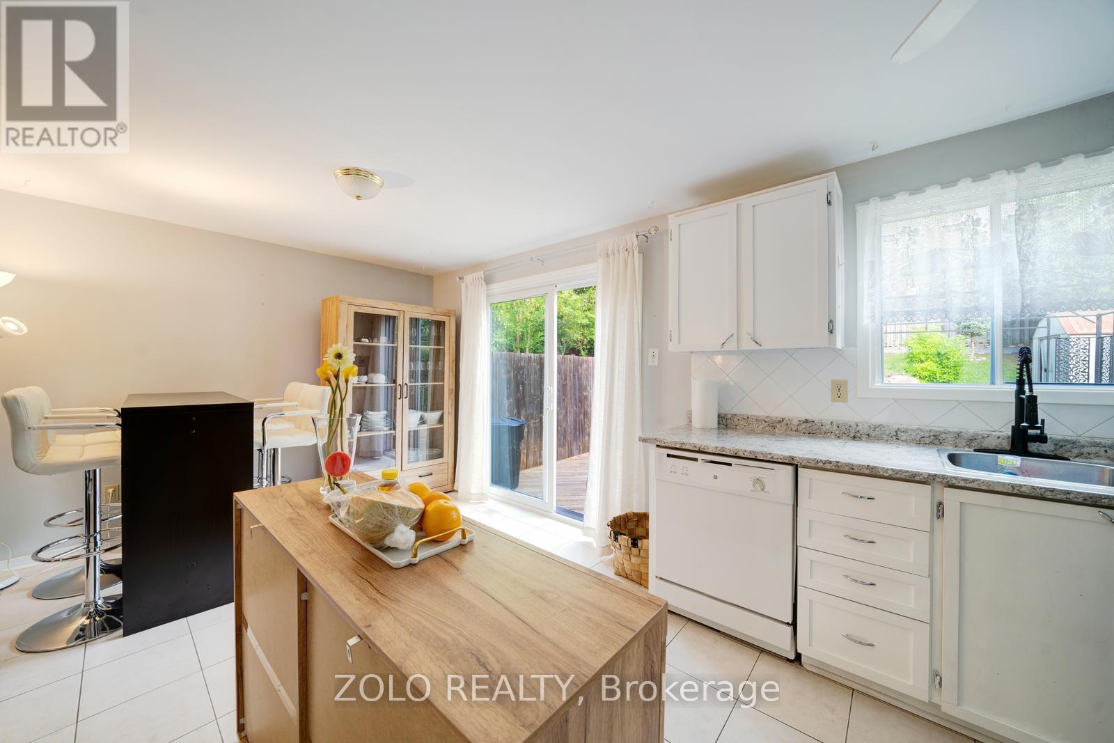 Photo 21 of 2048 Walker Avenue, Peterborough ON