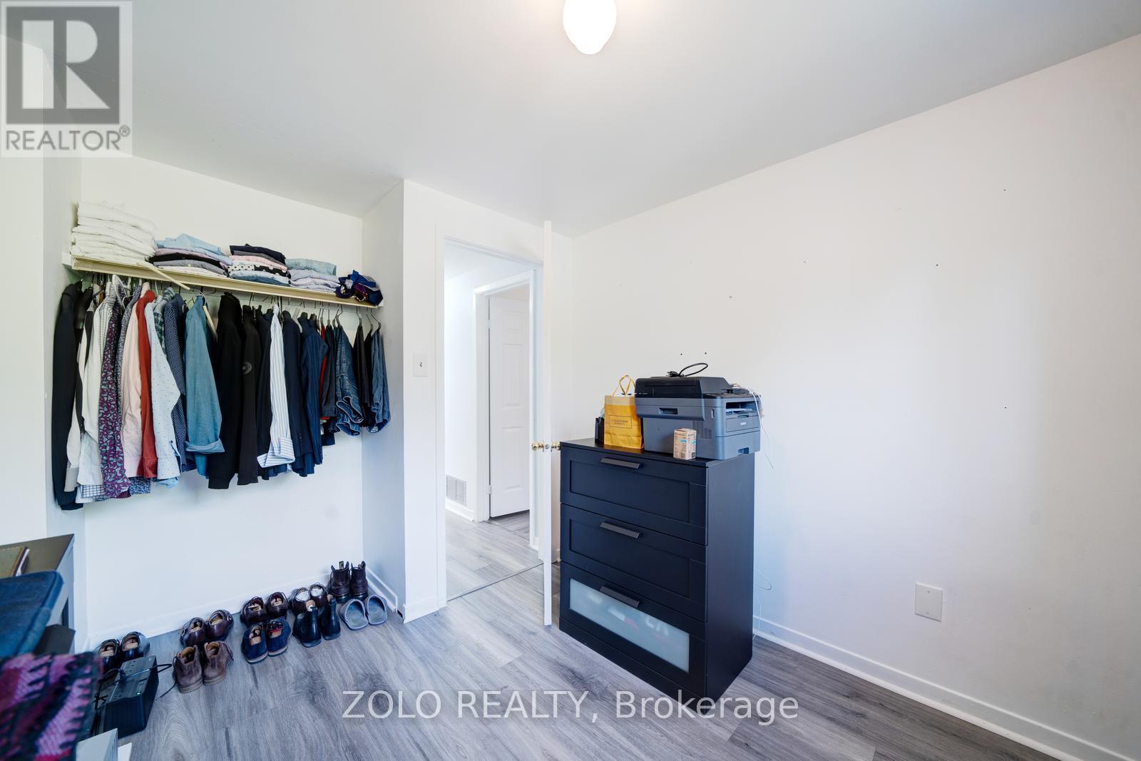 Photo 33 of 2048 Walker Avenue, Peterborough ON
