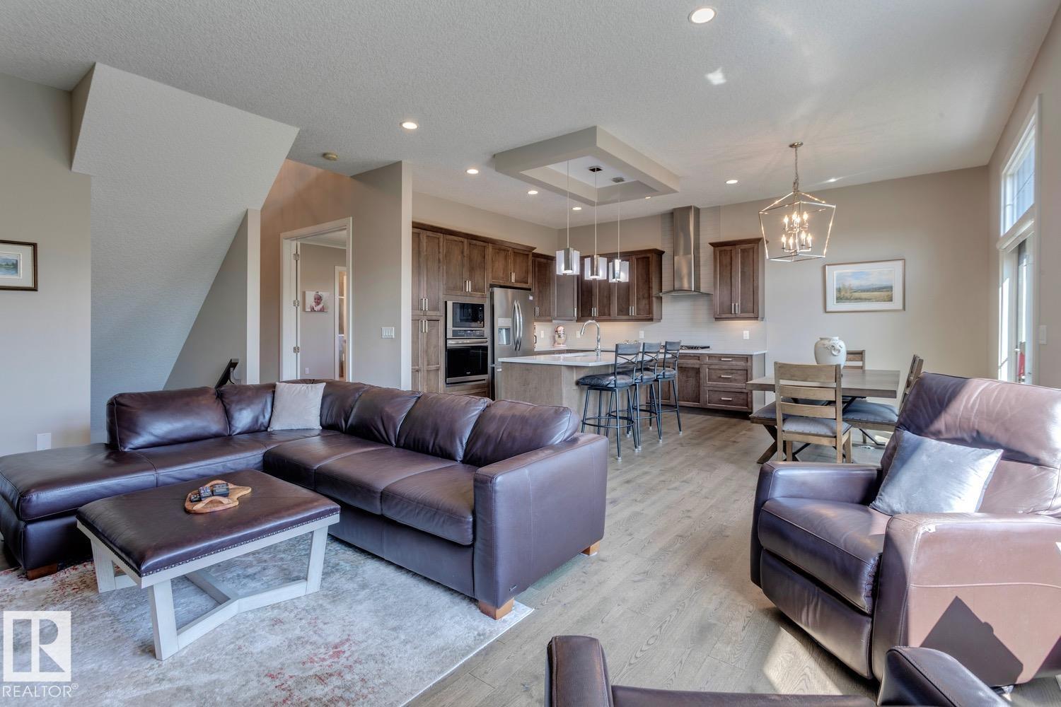 #19 20425 93 AV NW, Edmonton