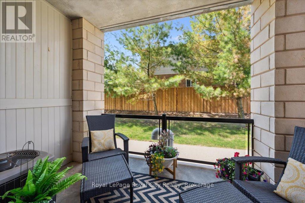 Photo 27 of 108 308 Watson Parkway N, Guelph ON