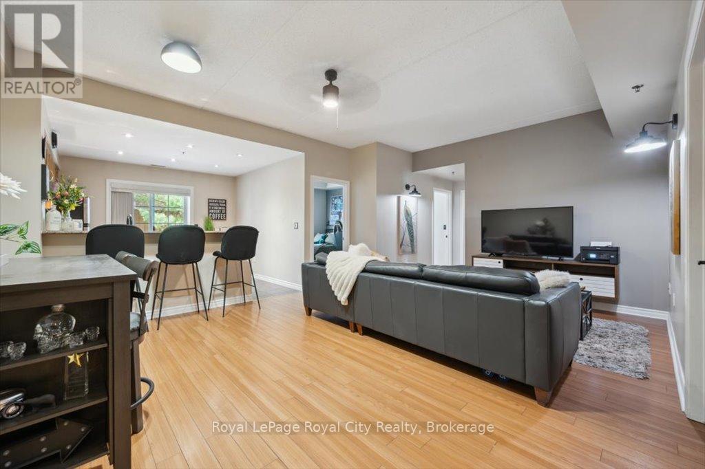 Photo 7 of 108 308 Watson Parkway N, Guelph ON