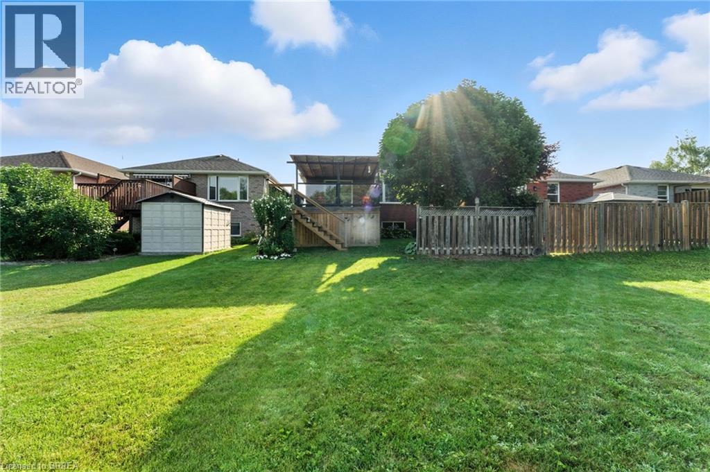 Photo 31 of 44 Macpherson Drive, Paris ON