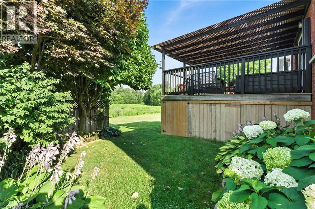 Photo 37 of 44 Macpherson Drive, Paris ON