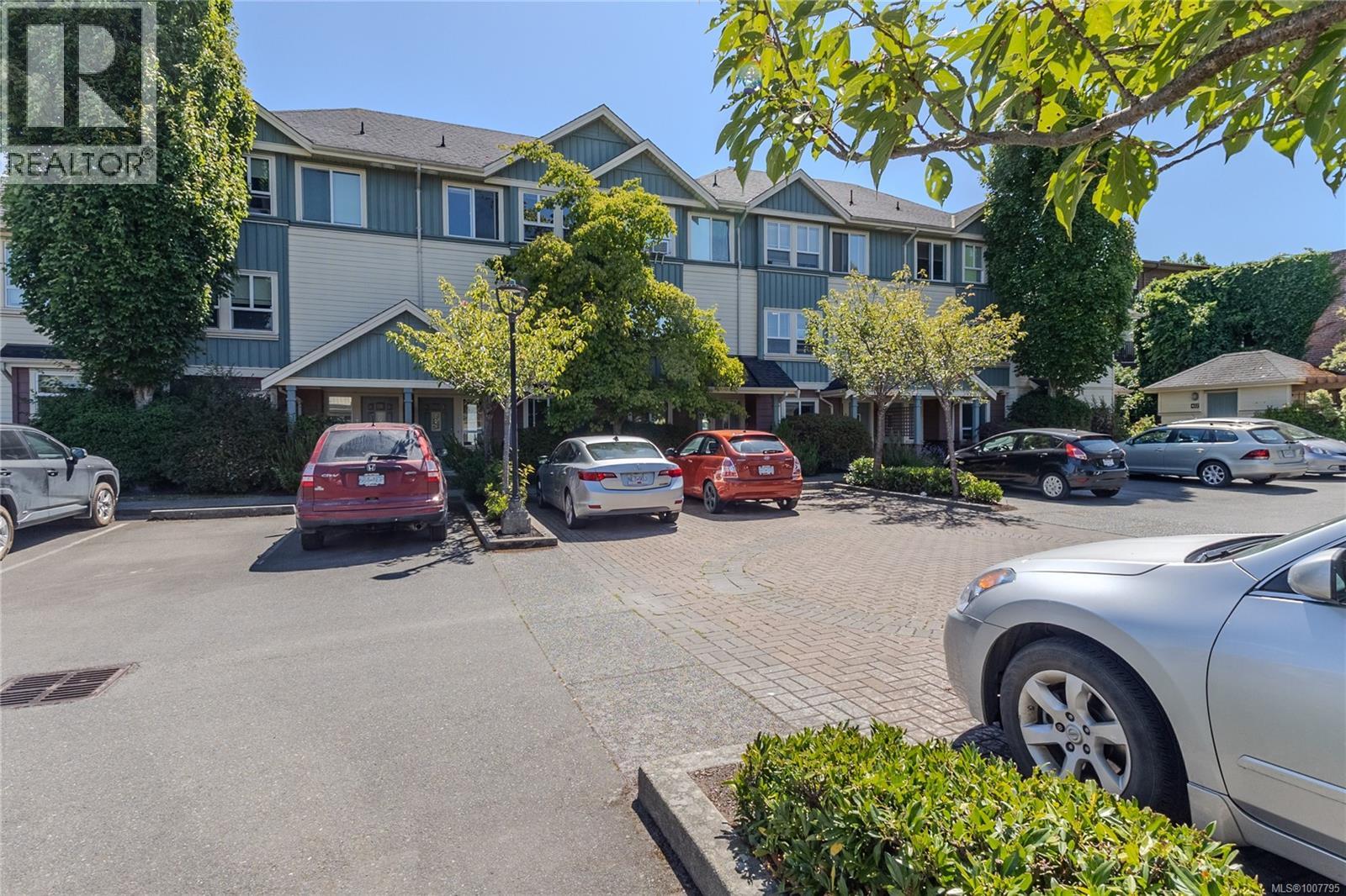20 1019 North Park St, Victoria