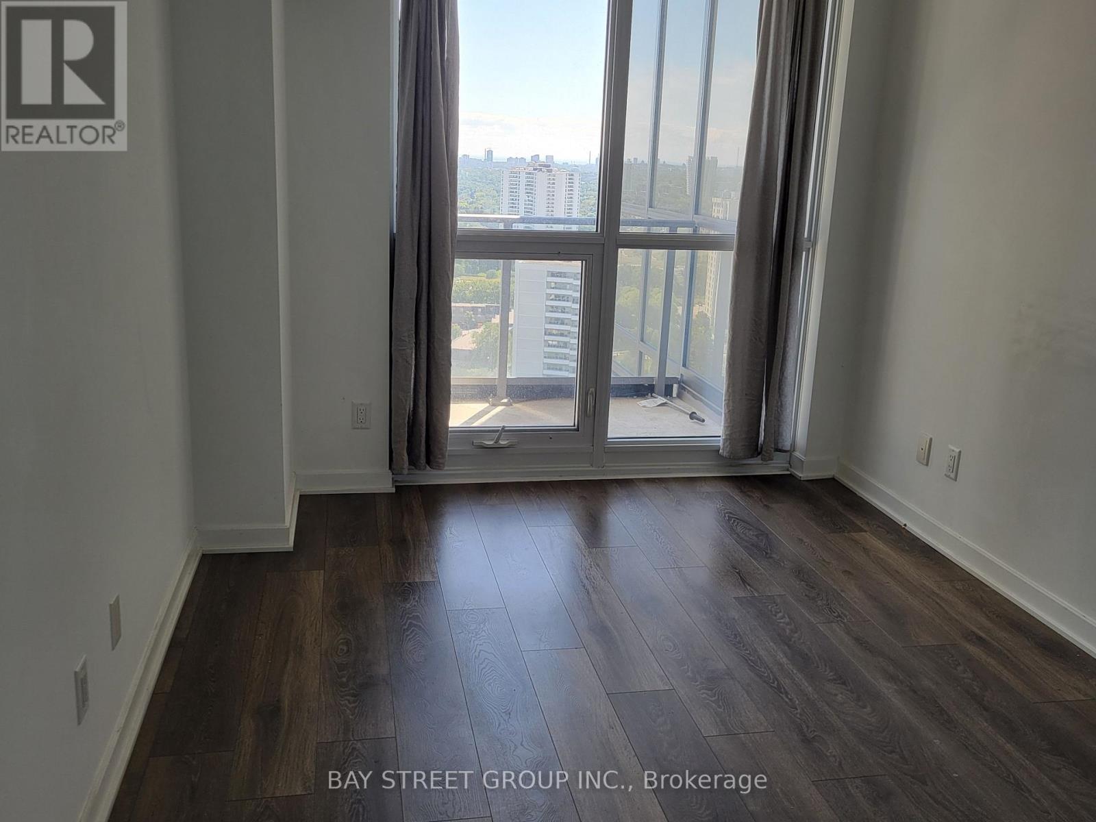 Photo 5 of 2106 38 Forest Manor Road, Toronto ON