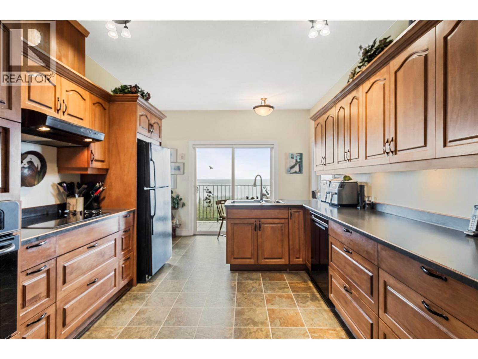 Photo 20 of 3333 Roncastle Road, Blind Bay BC