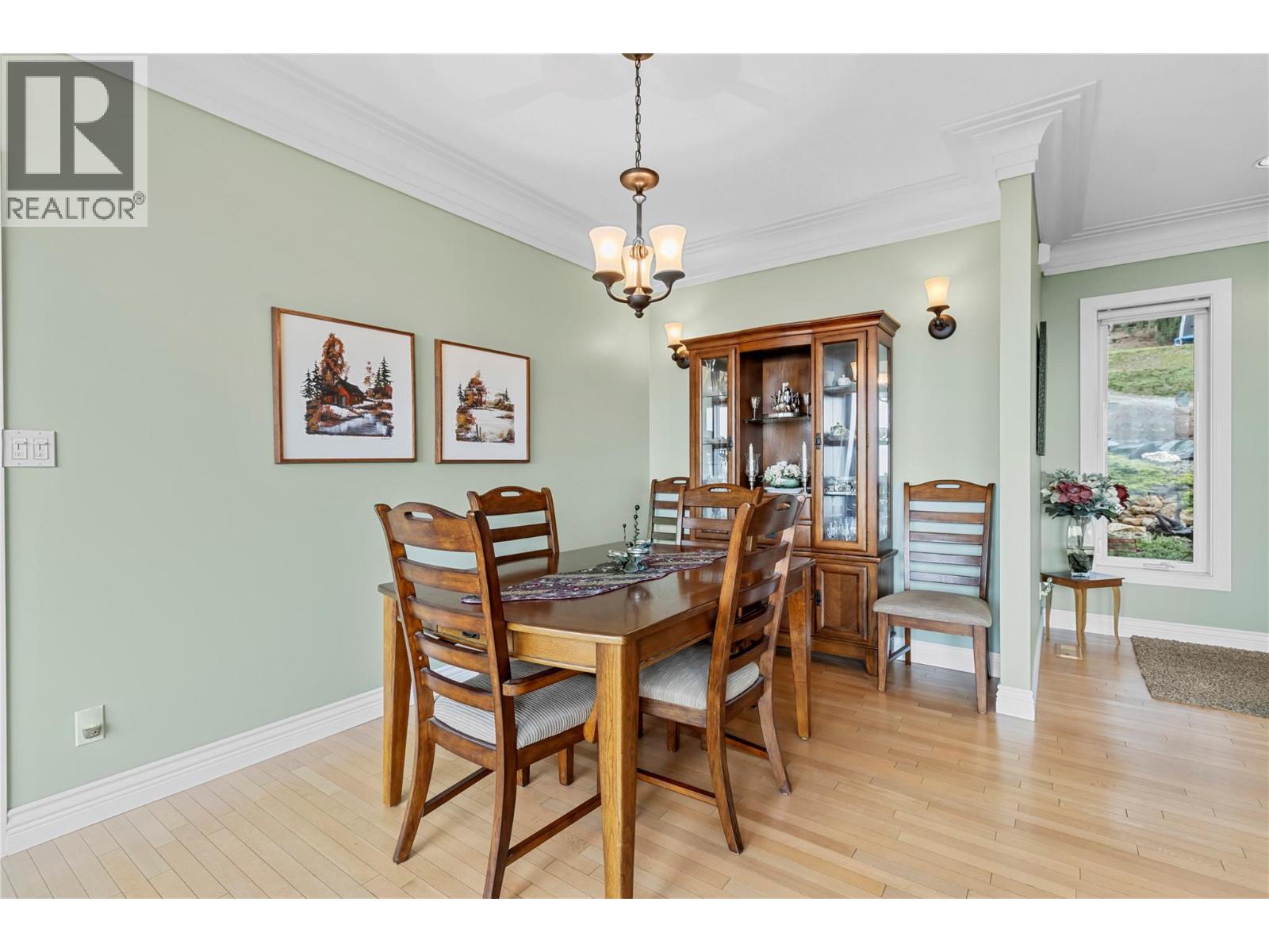 Photo 11 of 3333 Roncastle Road, Blind Bay BC