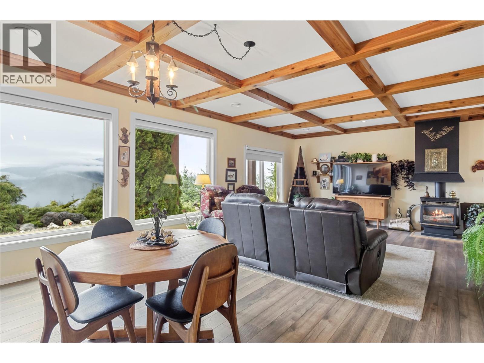 Photo 37 of 3333 Roncastle Road, Blind Bay BC