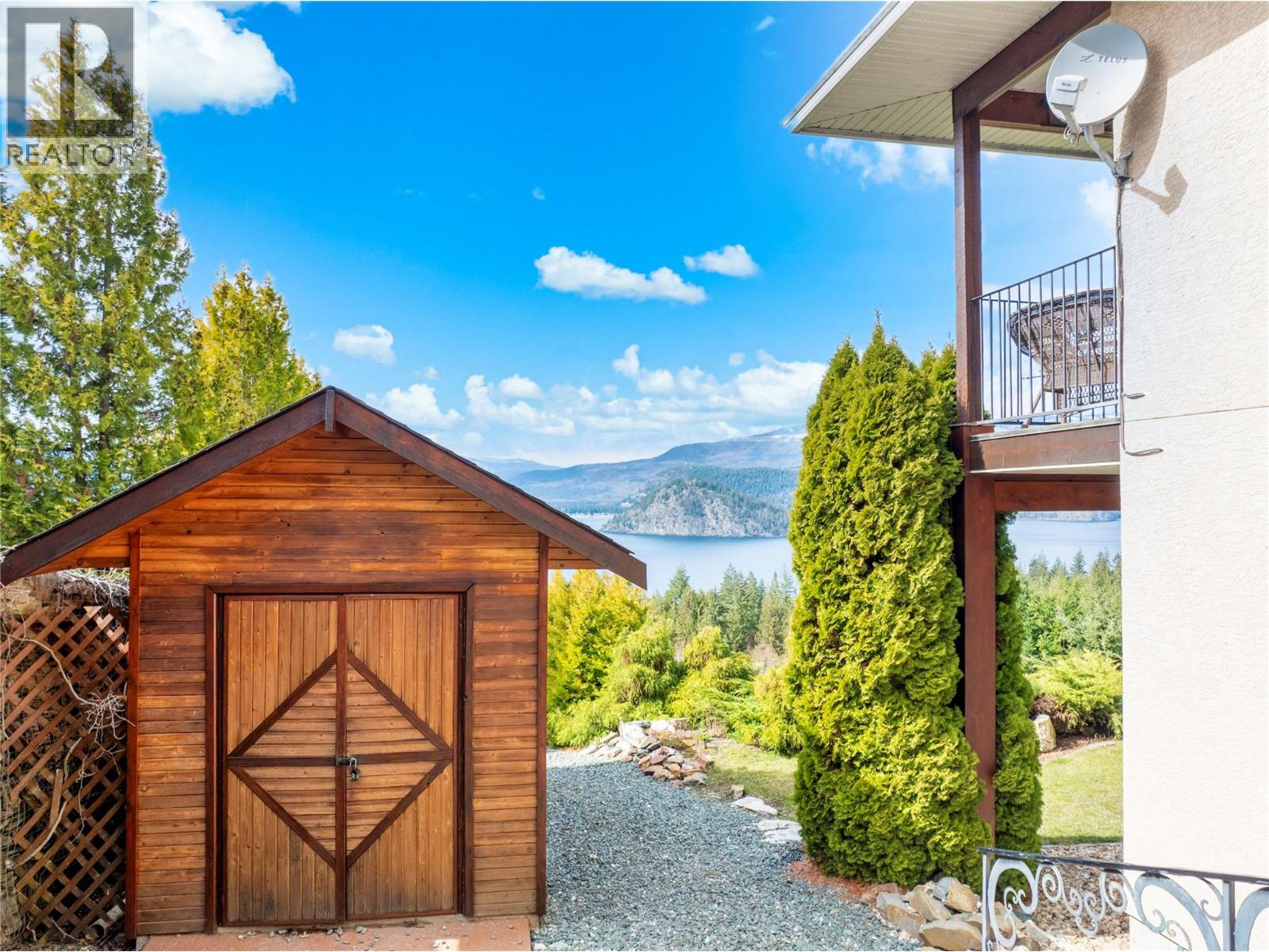 Photo 55 of 3333 Roncastle Road, Blind Bay BC