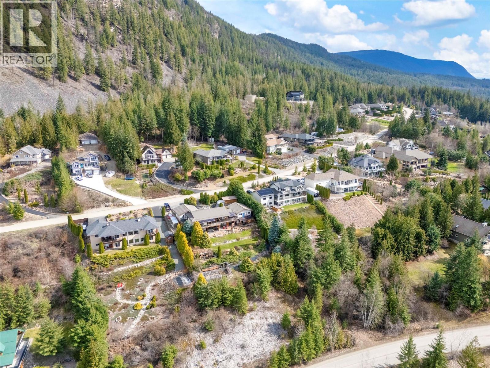 Photo 64 of 3333 Roncastle Road, Blind Bay BC