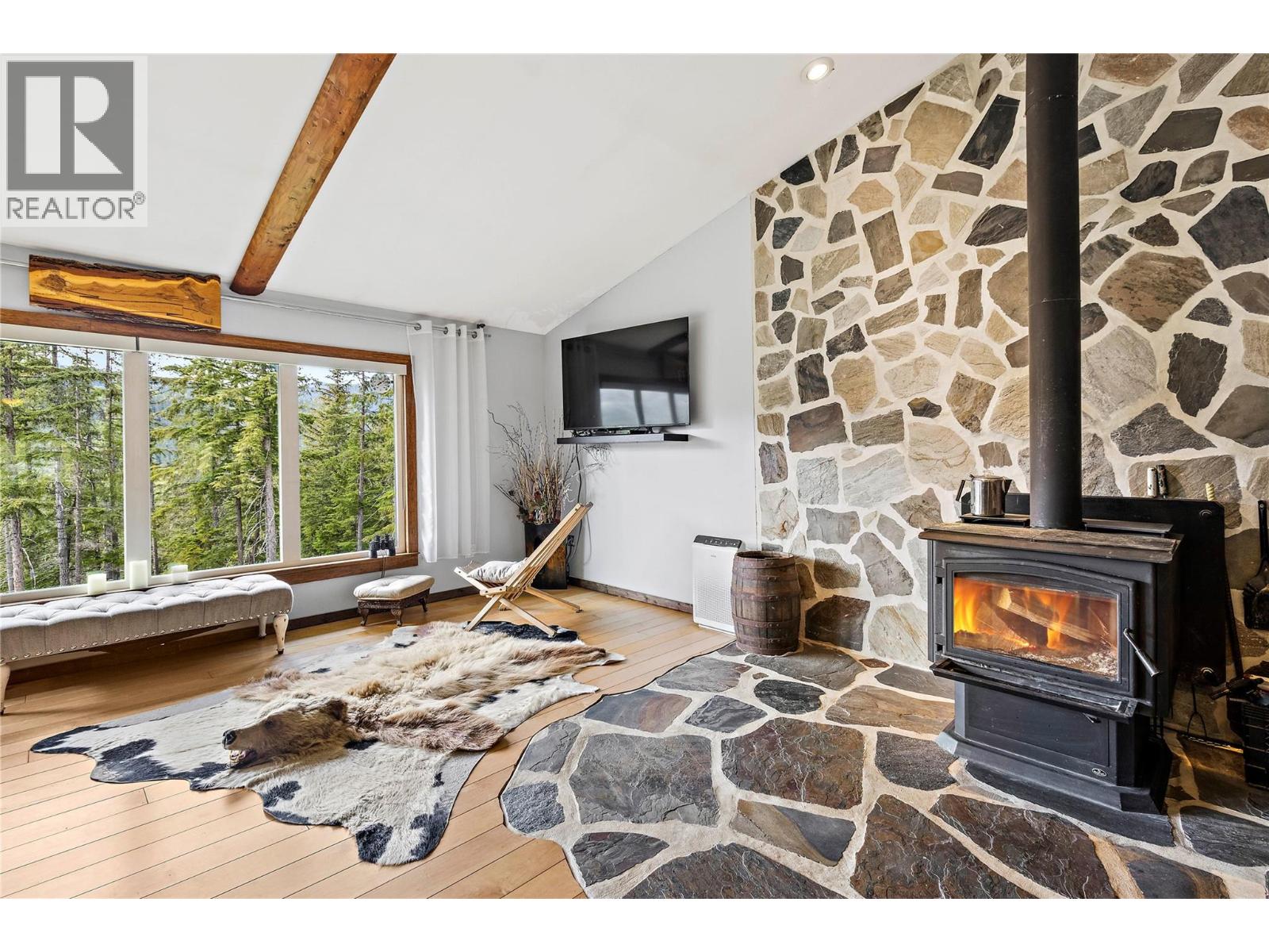 Photo 16 of 1446 Nittel Road, Seymour Arm BC