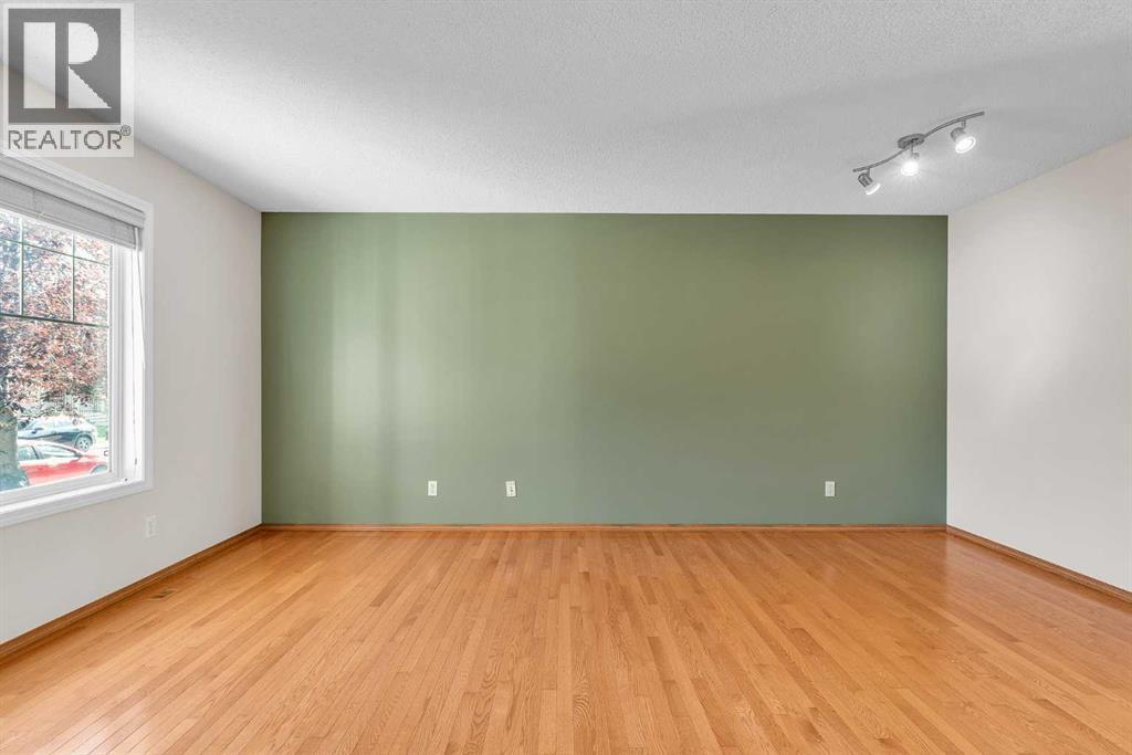 Single Family House for Sale in  Covepark Way NE Coventry Hills Calgary 