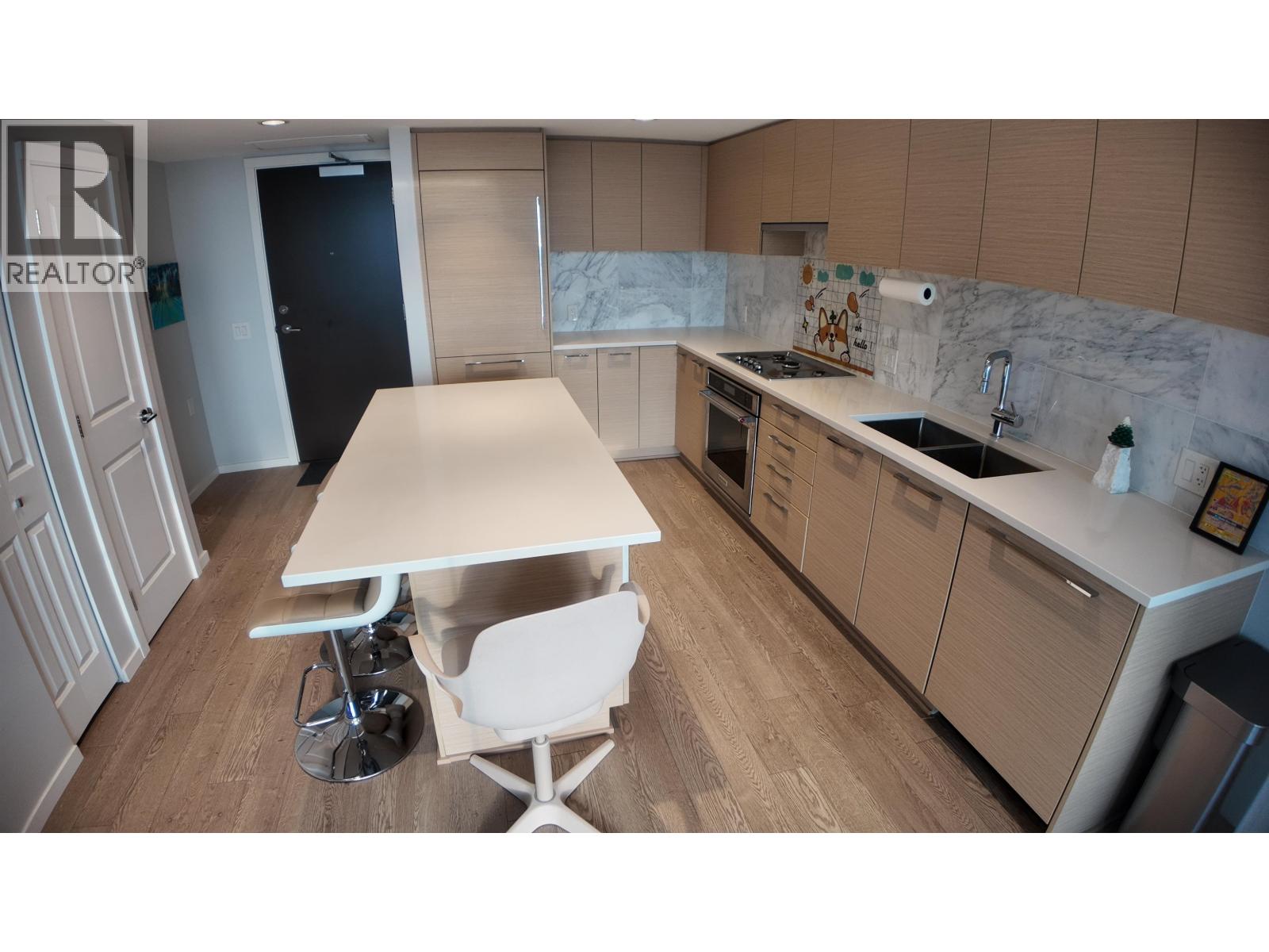 Photo 5 of 2702 6700 Dunblane Avenue, Burnaby BC