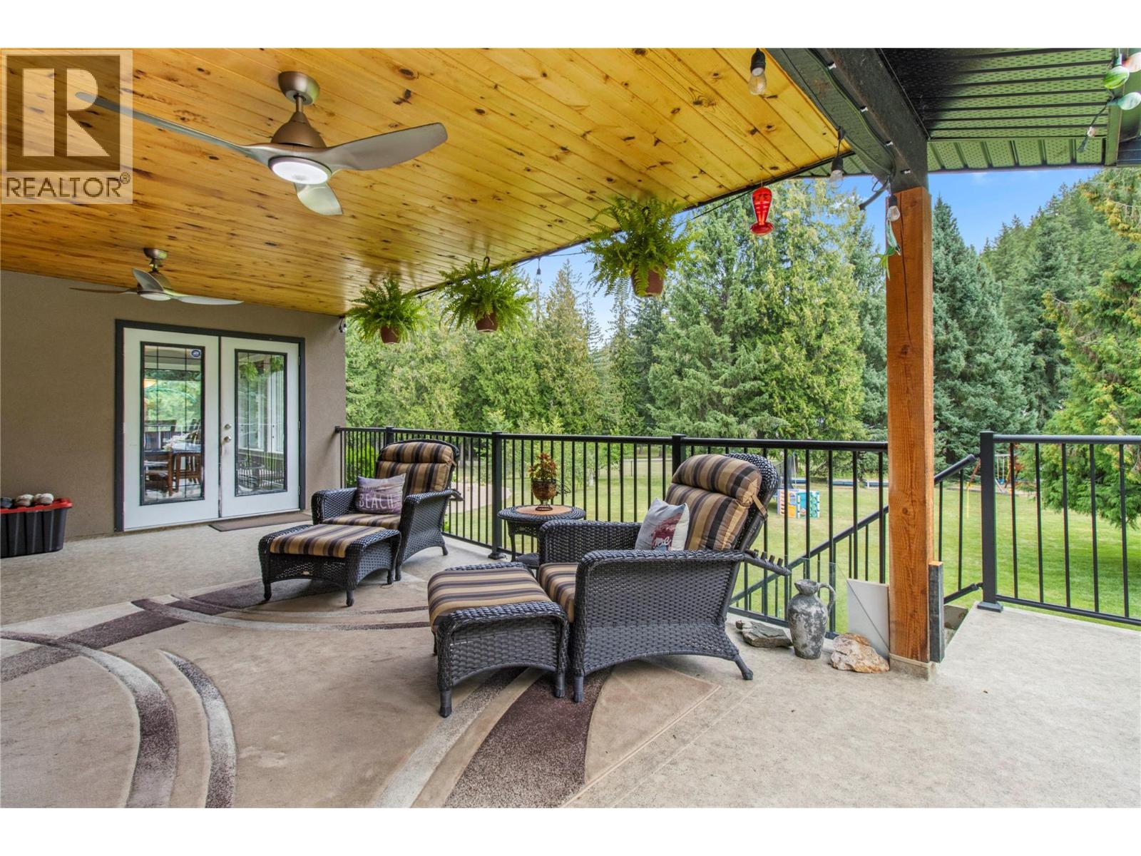 Photo 18 of 2746 Balmoral Road, Blind Bay BC