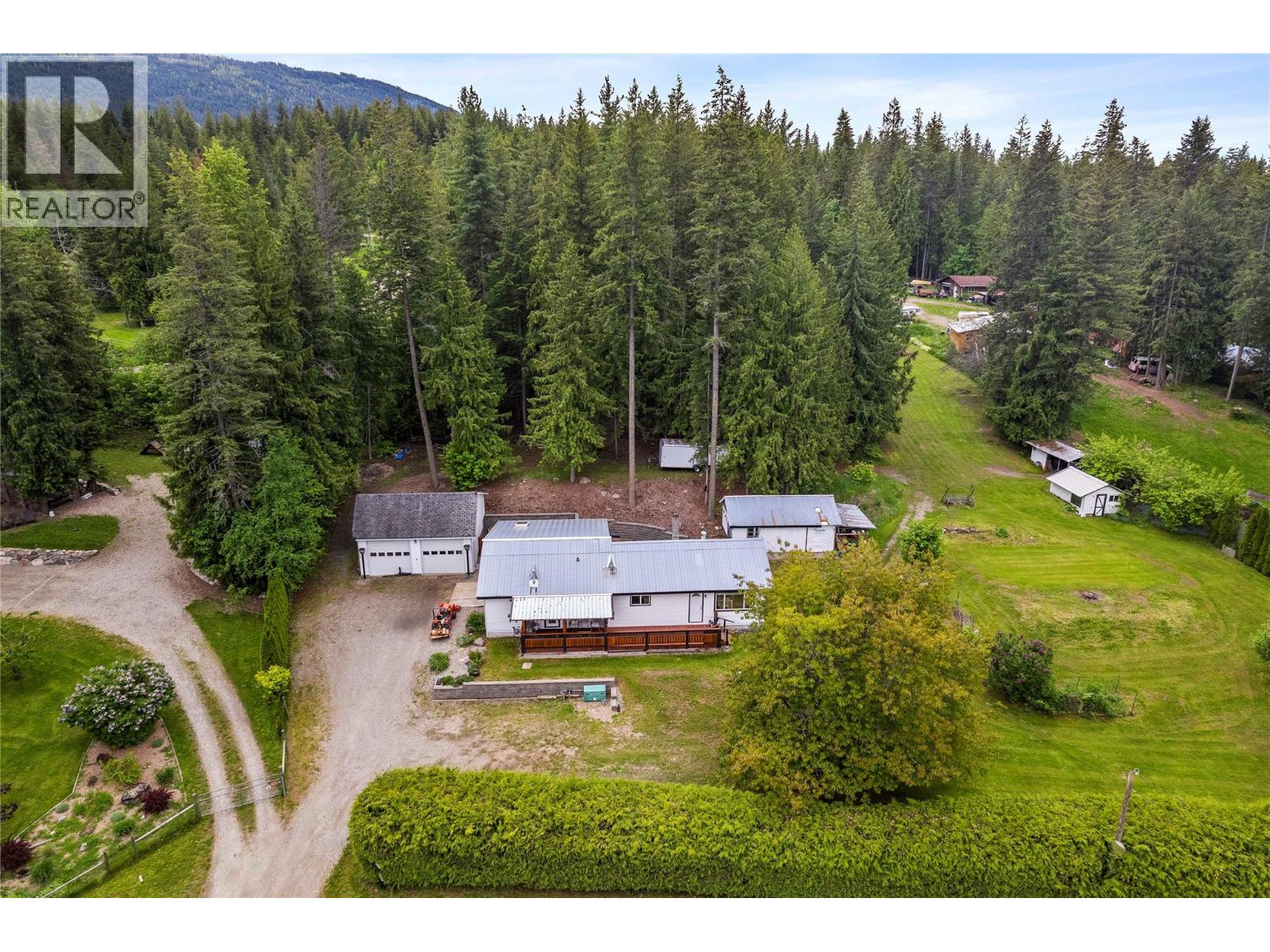 Photo 27 of 2885 White Lake Road, Sorrento BC