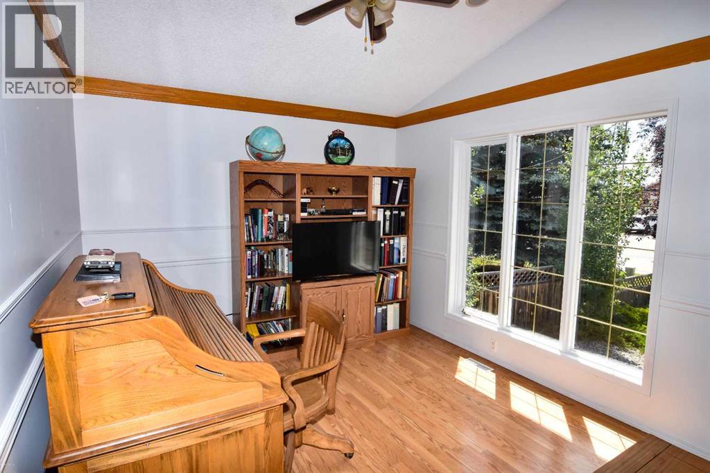 Photo 4 of 62 Parklane Drive, Strathmore AB