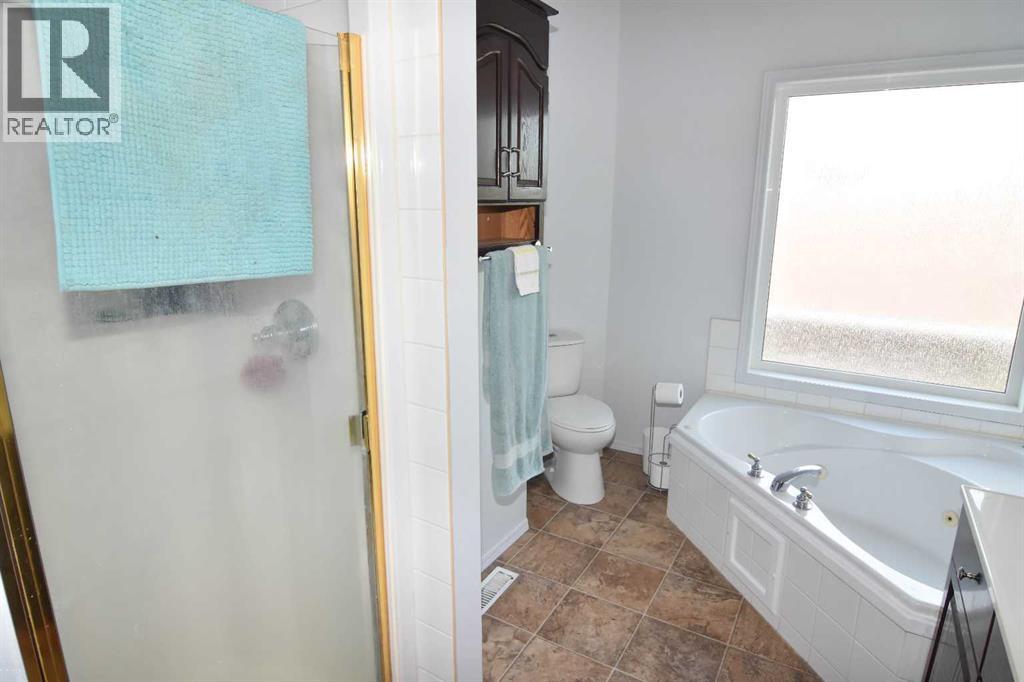 Photo 19 of 62 Parklane Drive, Strathmore AB