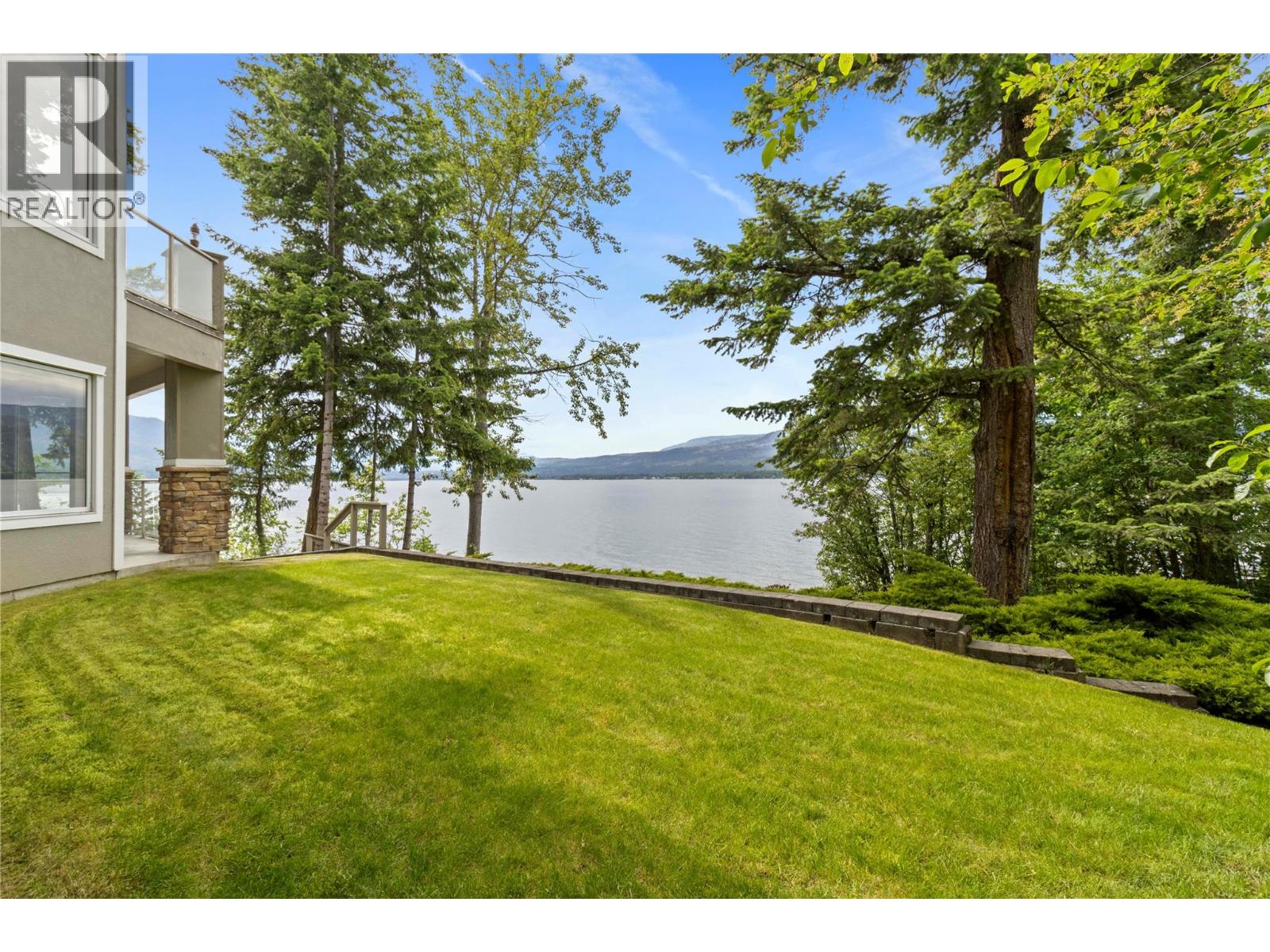 3011 Durham Road, Blind Bay